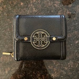 Tory Burch wallet
